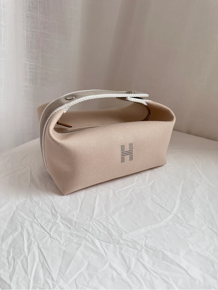 BEIGE SMALL BRIDE-A-BRAC