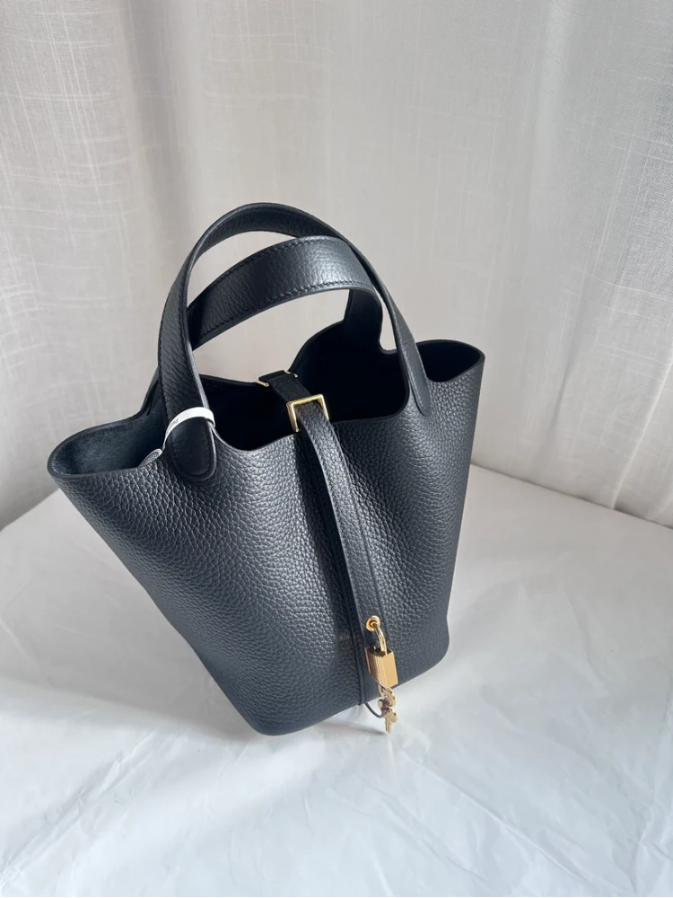 P18 Black GHW