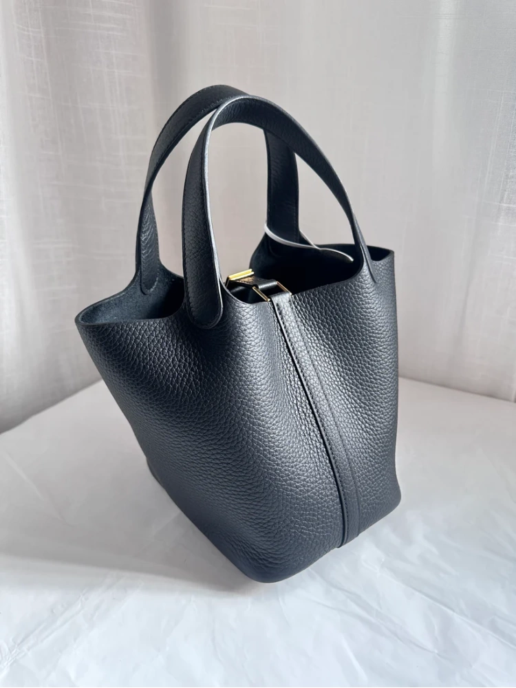 P18 Black GHW
