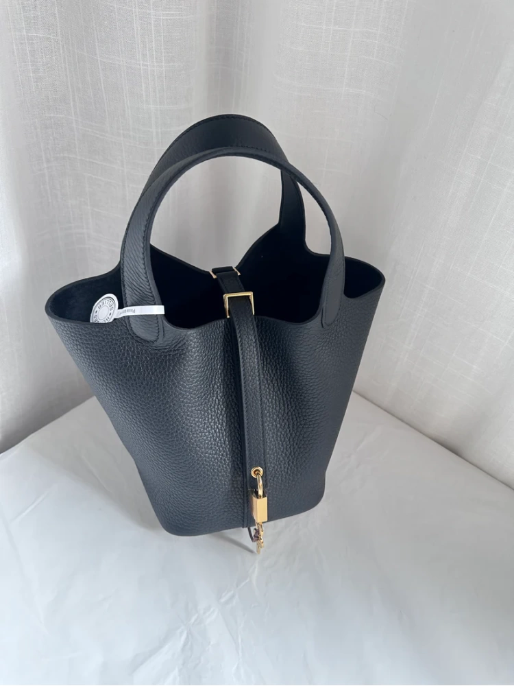 P18 Black GHW