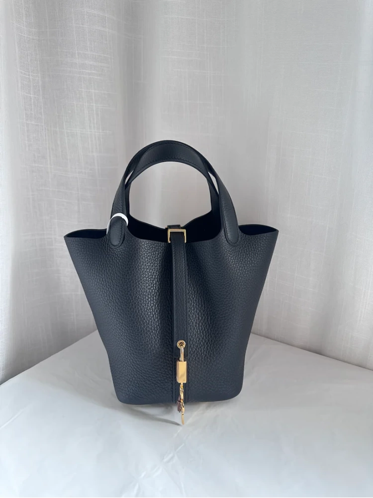 P18 Black GHW