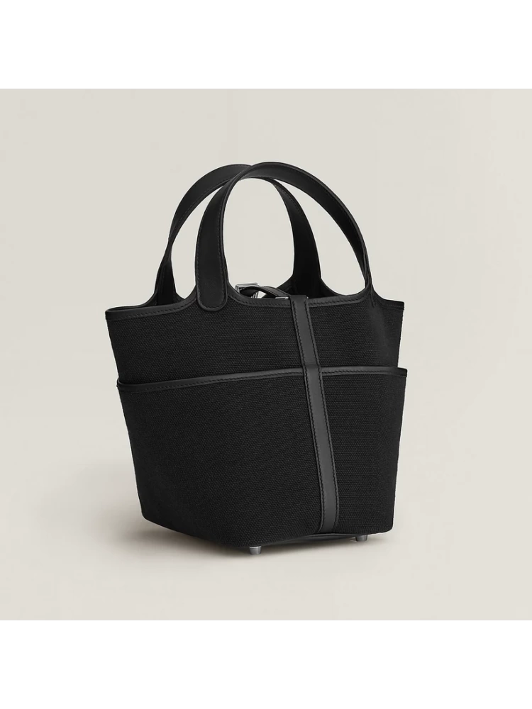 P18 Black PHW