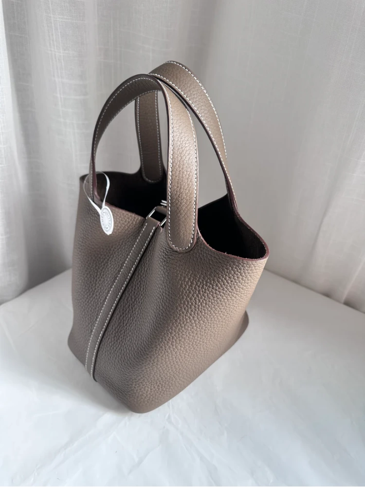 P18 Etoupe PHW