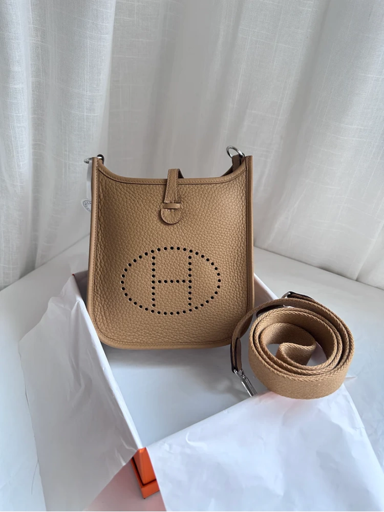 EVELYNE 16 Biscuit/Caramel PHW