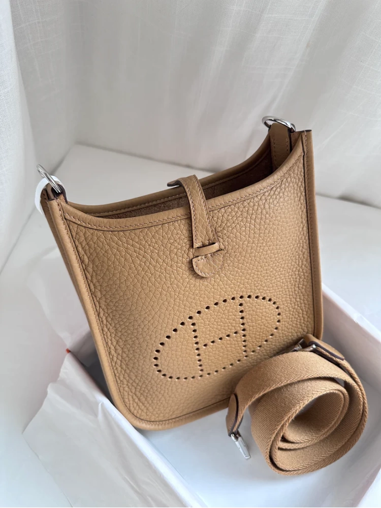 EVELYNE 16 Biscuit/Caramel PHW