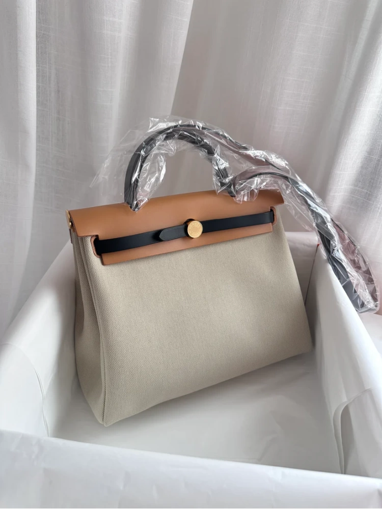 HERBAG 31 Beton/Ebene/Naturel Sable/Black GHW