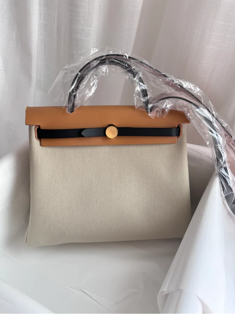 HERBAG 31 Beton/Ebene/Naturel Sable/Black GHW