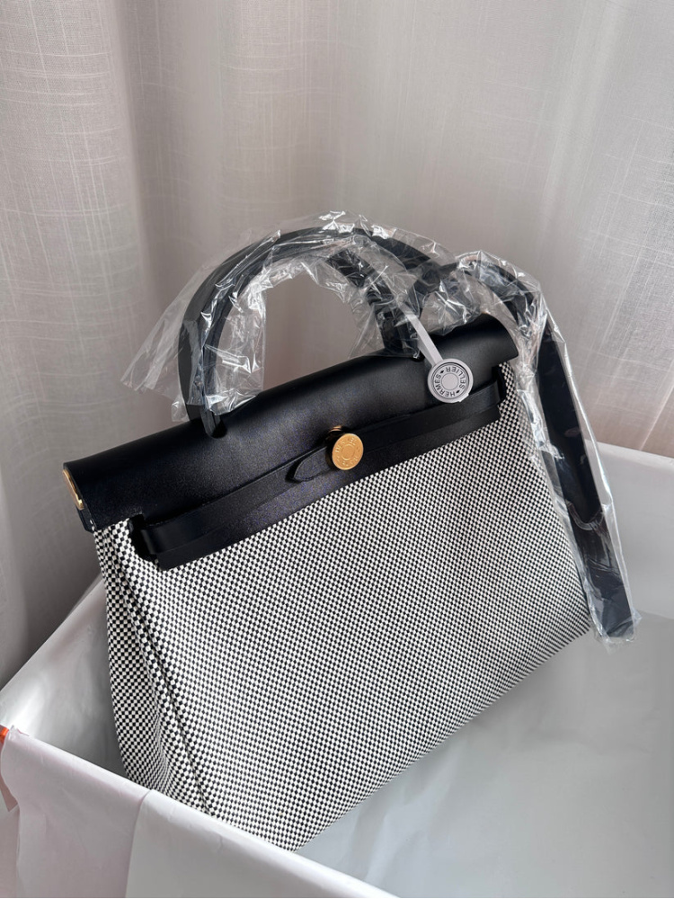 HERBAG 31 Ecru/Noir GHW