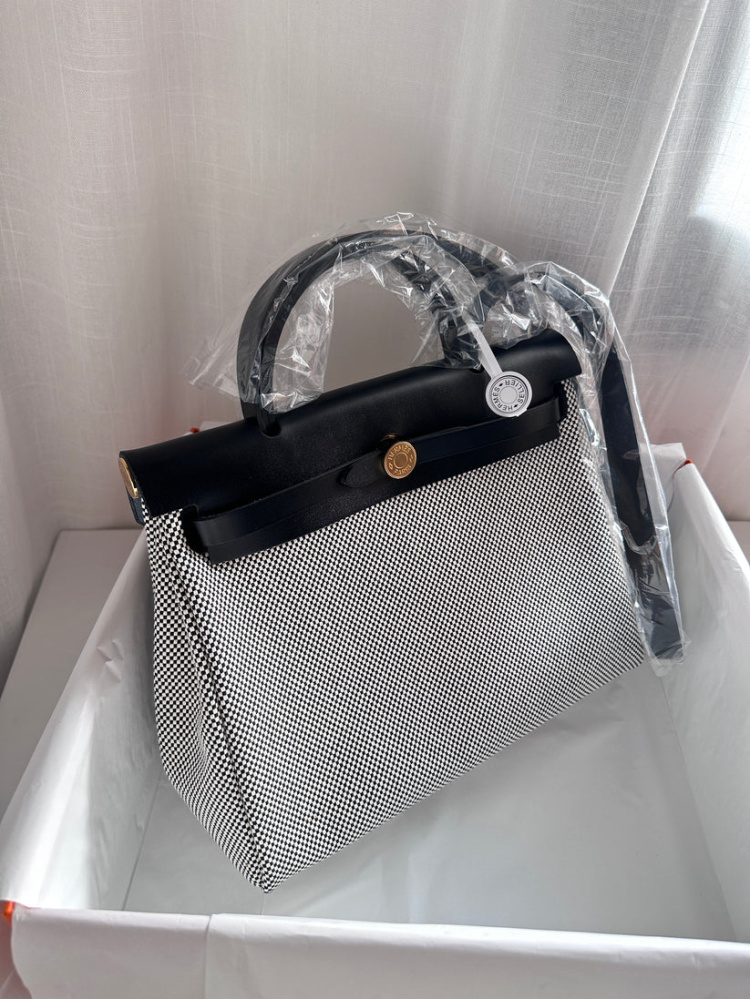 HERBAG 31 Ecru/Noir GHW