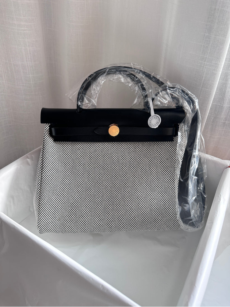 HERBAG 31 Ecru/Noir GHW