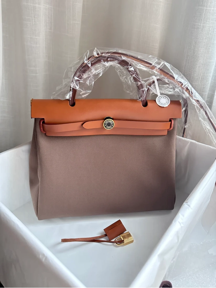 HERBAG 31 Etoupe/Fauve/Ebene LAQUE