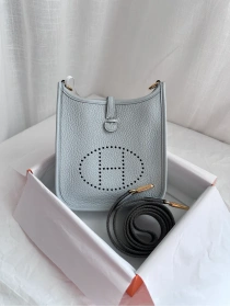 EVELYNE 16 Blue Pale/Gris Etain GHW